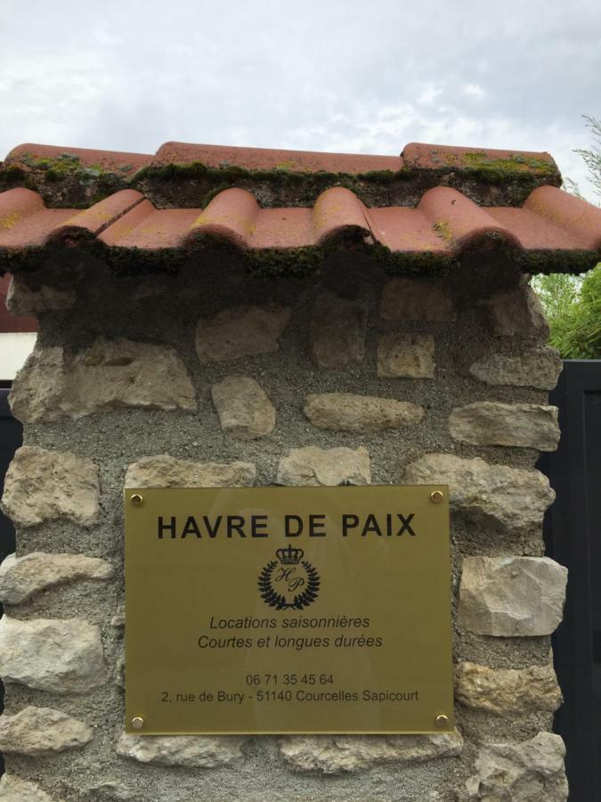 Un Havre De Paix Apartamento Courcelles-Sapicourt Exterior foto